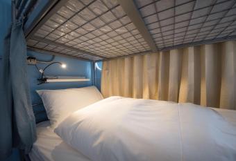 Deer Traveler Hostel allows 18 year olds to book a room