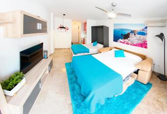 Zenplaya 14 bajo 8 playa bajondillo has Balcony rooms