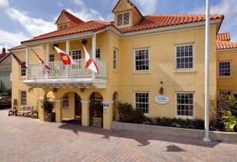 Hilton St. Augustine Historic Bayfront has Balcony rooms