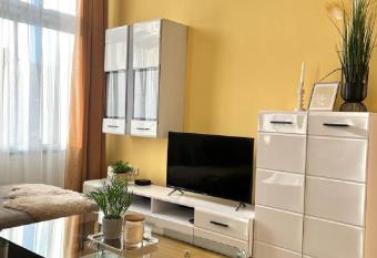 Apartment Olivia - Old Town allows 18 year olds to book a room