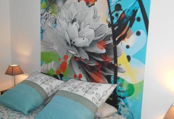 Seren   has Balcony rooms