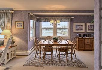 215 Water Street Inn allows 18 year olds to book a room