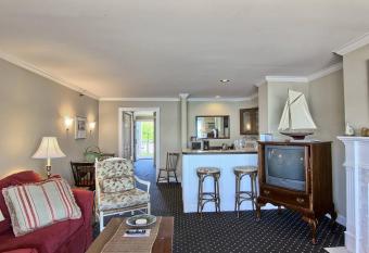 210 Water Street Inn allows 18 year olds to book a room