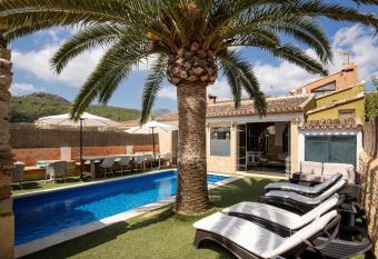 Casa Mistela has Balcony rooms