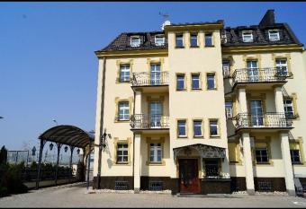 Hotel Zaodrze has Balcony rooms