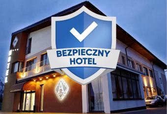 Hotel Ajax allows 18 year olds to book a room