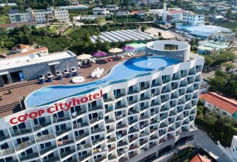 Co-op City Hotel Harborview has Balcony rooms