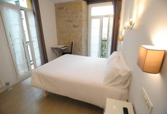 Artea Narrika allows 18 year olds to book a room