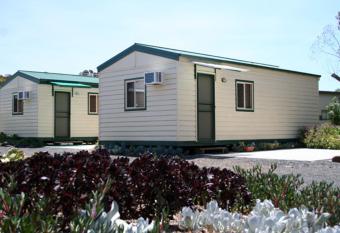 West City Motel allows 18 year olds to book a room