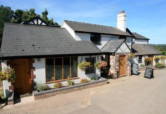 The Oak Inn Staplow allows 18 year olds to book a room