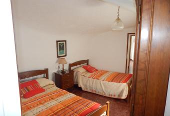 CASA CUEVA ANTON has Balcony rooms