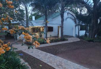 Windsor Cottage has Balcony rooms