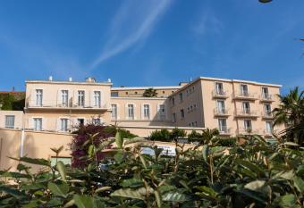 R  sidence Le Beau Rivage has Balcony rooms