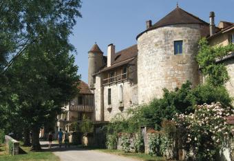 C  t  -Serein - Domaine de Venoise allows 18 year olds to book a room
