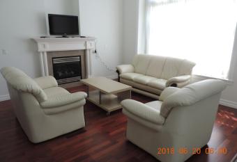 Red Rose allows 18 year olds to book a room