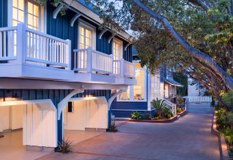 Hideaway Santa Barbara, A Kirkwood Collection Hotel has Balcony rooms