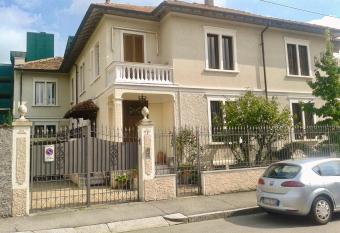 Appartamenti Re Monza has Balcony rooms