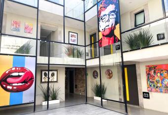 The Andy Hotel has Balcony rooms