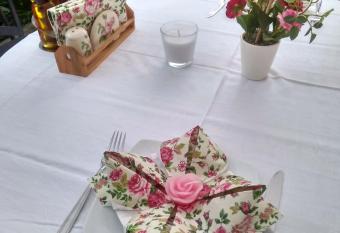 Family Hotel Bellehouse has Balcony rooms