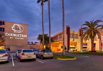 DoubleTree by Hilton Hotel Tampa Airport-Westshore has Balcony rooms