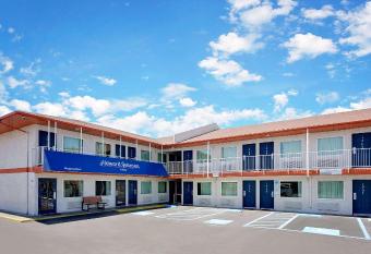 Motel 6 Las Vegas, Nv - Strip has Smoking rooms