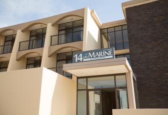 14 on Marine has Balcony rooms