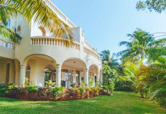 SaffronStays La Casa Maestro, Kashid - spanish-style luxury villa near Kashid Beach has Balcony rooms