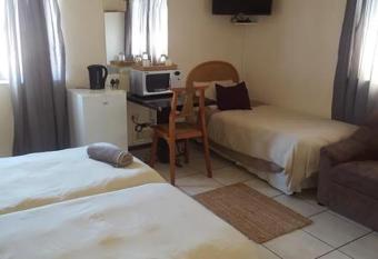 Lodge Strand (The) has Balcony rooms