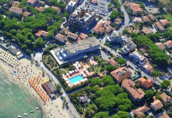 Hotel Select has Balcony rooms
