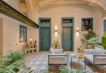 23 Boutique Hotel allows 18 year olds to book a room