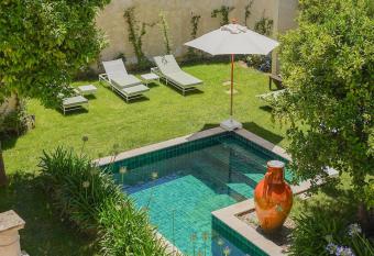 Palazzo Muci has Balcony rooms