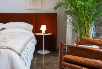 Maison Sainte-Therise By Maisons & co allows 18 year olds to book a room