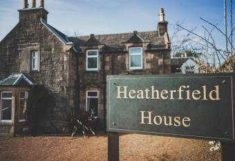 Heatherfield House allows 18 year olds to book a room
