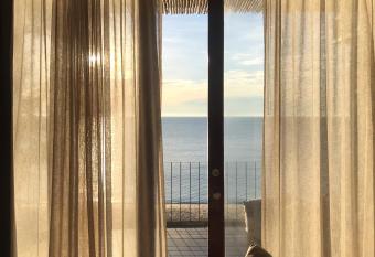 Chula Beach Resort has Balcony rooms