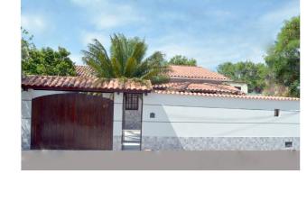 Casa Piratininga Niter  i Rj allows 18 year olds to book a room