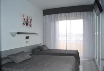 Hostal Lady Ana Mar  a has Balcony rooms