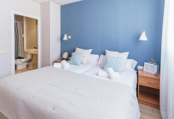 BYPILLOW Mumm has Balcony rooms