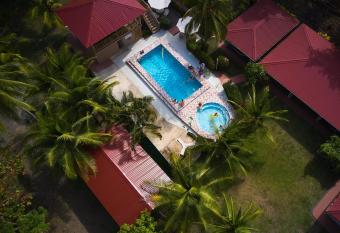 Tranquilidad Resort has Balcony rooms