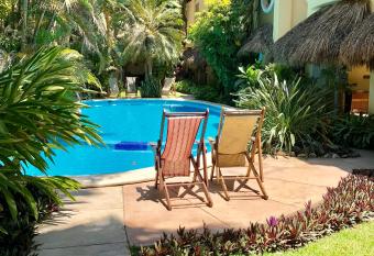 Hotel Villas Sayulita allows 18 year olds to book a room