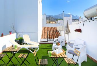 Armijorooms allows 18 year olds to book a room