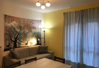 C   Giorg has Balcony rooms