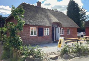 Boes Bed & Breakfast has Balcony rooms