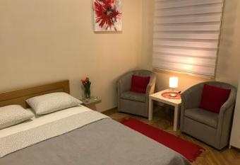 Belgrade 1911 apartment allows 18 year olds to book a room