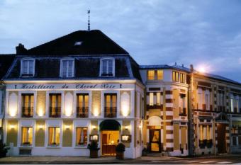 Ch  teaux et Demeures H  tels Le Cheval Noir has Balcony rooms