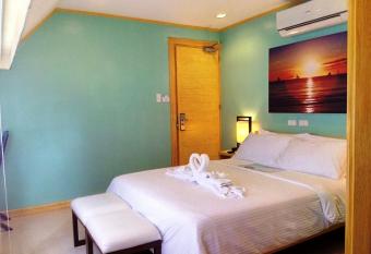 Shore Time Hotel Boracay has Balcony rooms