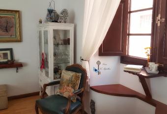 Casa Le Papillon has Balcony rooms