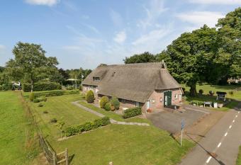 De Deelderij has Balcony rooms