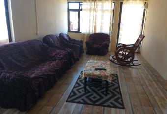 Maison Au Clos de La For  t allows 18 year olds to book a room