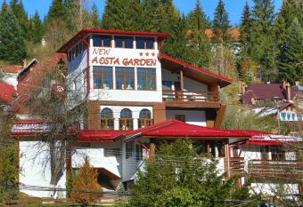 New Aosta Garden has Balcony rooms