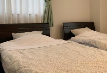 Hostel Inn Hashimoto allows 18 year olds to book a room